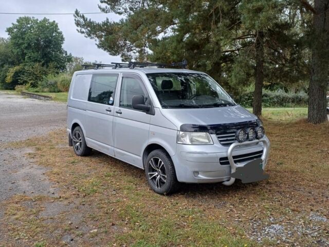 Серый Фольксваген Transporter, объемом двигателя 2.5 л и пробегом 340 тыс. км за 6000 $, фото 2 на Automoto.ua