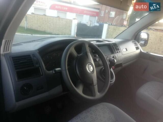 Серый Фольксваген Transporter, объемом двигателя 2.46 л и пробегом 420 тыс. км за 9800 $, фото 7 на Automoto.ua