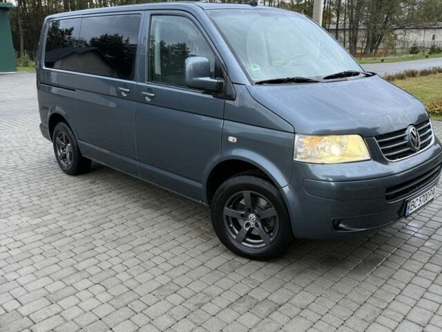 Серый Фольксваген Transporter, объемом двигателя 1.9 л и пробегом 380 тыс. км за 10500 $, фото 2 на Automoto.ua