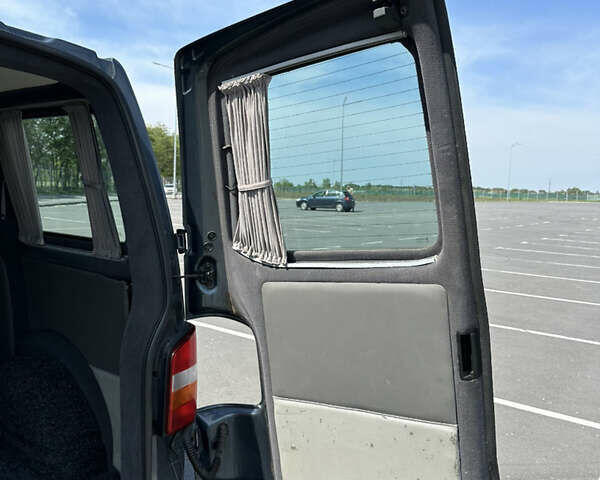 Серый Фольксваген Transporter, объемом двигателя 2.4 л и пробегом 375 тыс. км за 11999 $, фото 13 на Automoto.ua