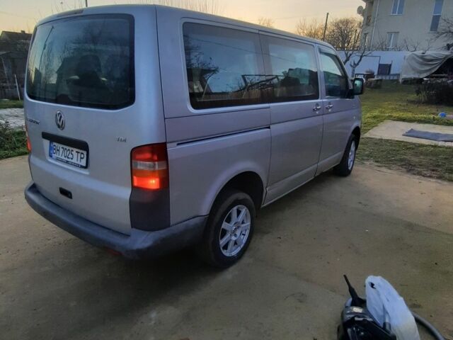 Серый Фольксваген Transporter, объемом двигателя 1.9 л и пробегом 360 тыс. км за 9300 $, фото 4 на Automoto.ua
