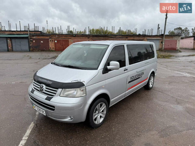 Серый Фольксваген Transporter, объемом двигателя 2.5 л и пробегом 267 тыс. км за 10650 $, фото 21 на Automoto.ua