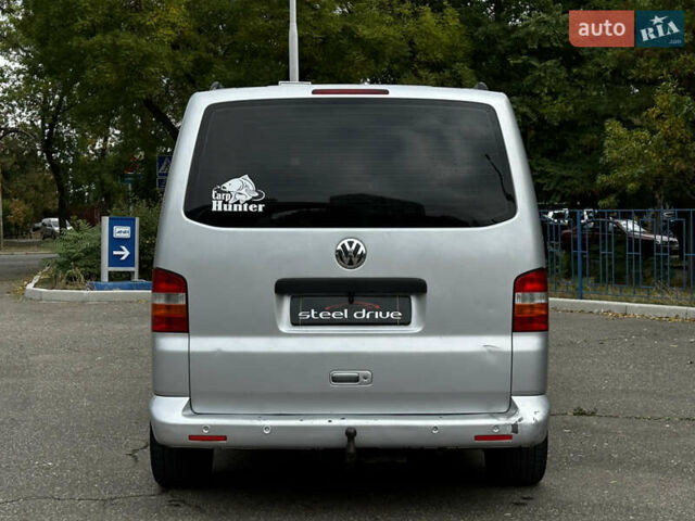 Серый Фольксваген Transporter, объемом двигателя 2.46 л и пробегом 300 тыс. км за 10799 $, фото 2 на Automoto.ua