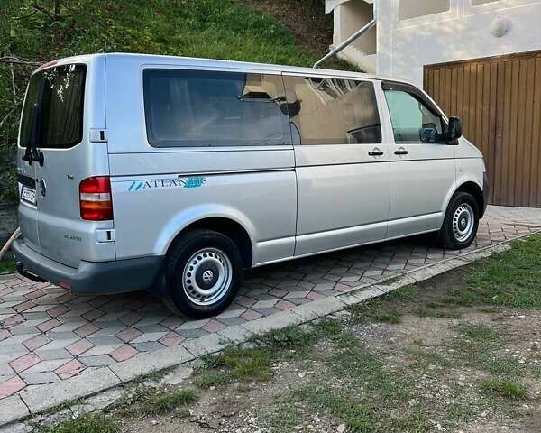Серый Фольксваген Transporter, объемом двигателя 2.5 л и пробегом 370 тыс. км за 9500 $, фото 34 на Automoto.ua