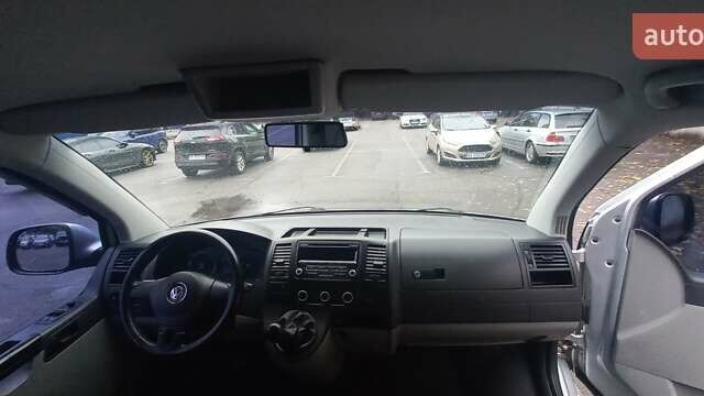 Серый Фольксваген Transporter, объемом двигателя 1.97 л и пробегом 245 тыс. км за 16000 $, фото 11 на Automoto.ua