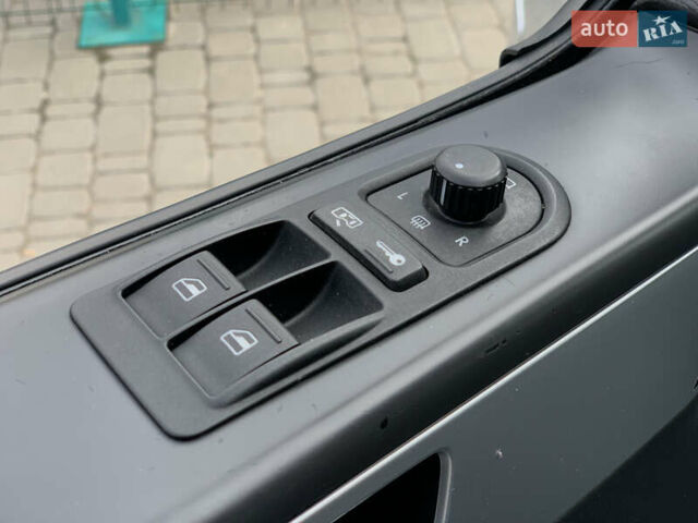 Серый Фольксваген Transporter, объемом двигателя 2.5 л и пробегом 352 тыс. км за 14455 $, фото 44 на Automoto.ua