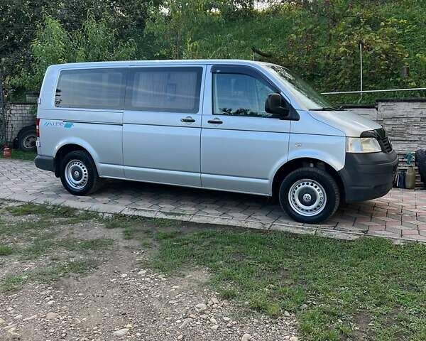 Серый Фольксваген Transporter, объемом двигателя 2.5 л и пробегом 370 тыс. км за 9500 $, фото 36 на Automoto.ua