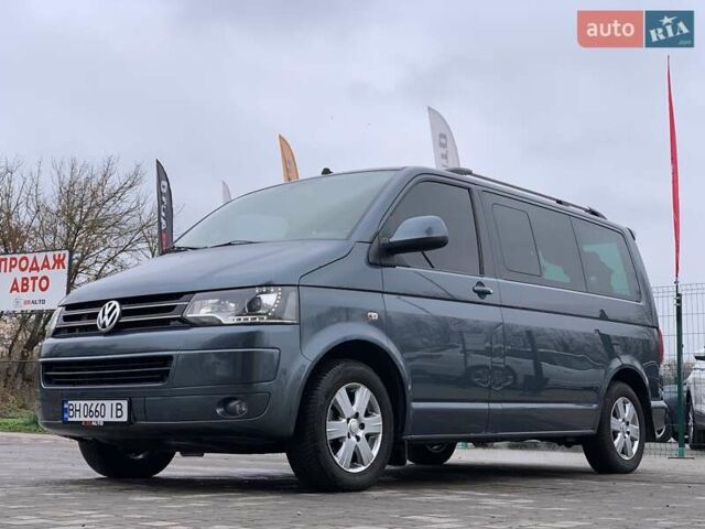 Серый Фольксваген Transporter, объемом двигателя 2.5 л и пробегом 234 тыс. км за 11955 $, фото 2 на Automoto.ua