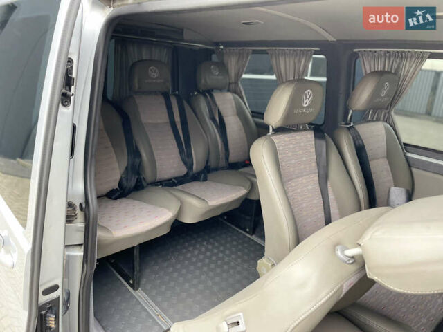 Серый Фольксваген Transporter, объемом двигателя 1.97 л и пробегом 278 тыс. км за 12300 $, фото 31 на Automoto.ua