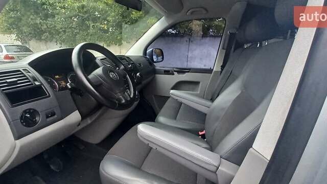 Серый Фольксваген Transporter, объемом двигателя 1.97 л и пробегом 245 тыс. км за 16000 $, фото 10 на Automoto.ua