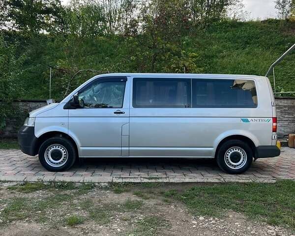 Серый Фольксваген Transporter, объемом двигателя 2.5 л и пробегом 370 тыс. км за 9500 $, фото 48 на Automoto.ua