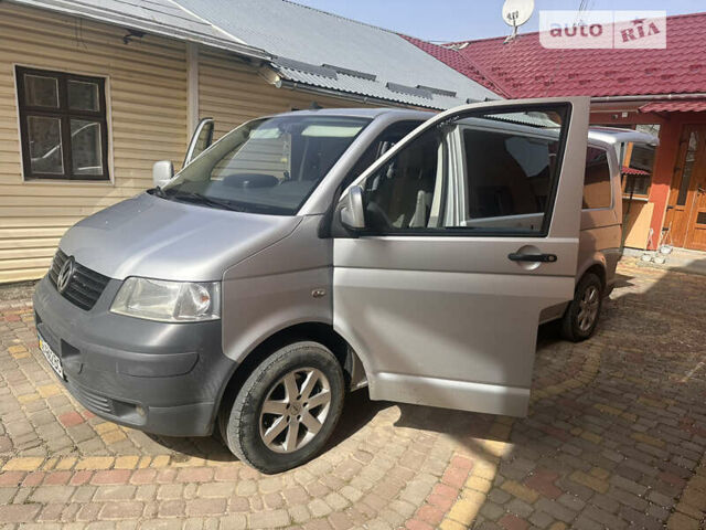 Сірий Фольксваген Transporter, об'ємом двигуна 2.46 л та пробігом 325 тис. км за 10300 $, фото 6 на Automoto.ua