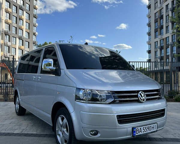 Серый Фольксваген Transporter, объемом двигателя 3.19 л и пробегом 279 тыс. км за 13799 $, фото 2 на Automoto.ua