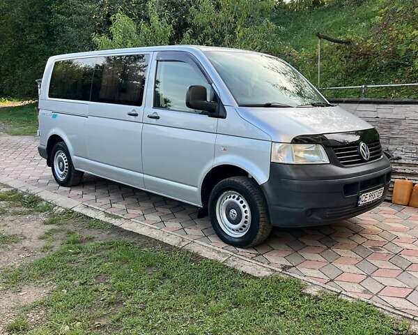 Серый Фольксваген Transporter, объемом двигателя 2.5 л и пробегом 370 тыс. км за 9500 $, фото 2 на Automoto.ua
