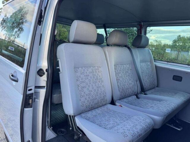 Серый Фольксваген Transporter, объемом двигателя 1.9 л и пробегом 240 тыс. км за 8100 $, фото 5 на Automoto.ua
