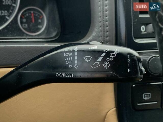 Серый Фольксваген Transporter, объемом двигателя 2.5 л и пробегом 234 тыс. км за 11955 $, фото 46 на Automoto.ua