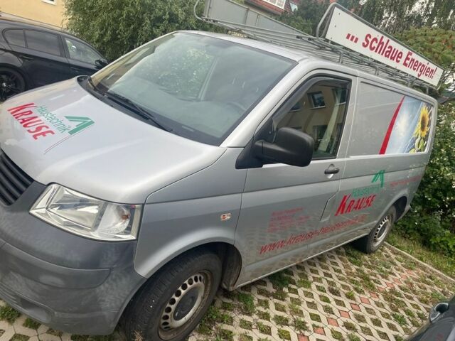 Серый Фольксваген Transporter, объемом двигателя 1.9 л и пробегом 190 тыс. км за 3483 $, фото 1 на Automoto.ua