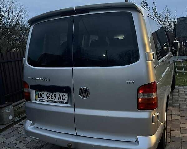 Серый Фольксваген Transporter, объемом двигателя 2.46 л и пробегом 420 тыс. км за 11100 $, фото 7 на Automoto.ua