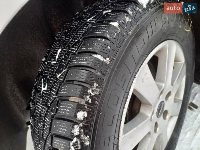 Серый Фольксваген Transporter, объемом двигателя 1.97 л и пробегом 322 тыс. км за 13000 $, фото 2 на Automoto.ua