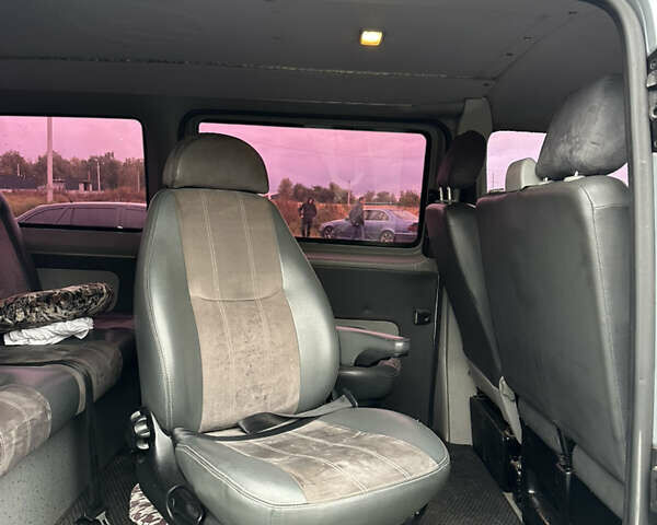 Серый Фольксваген Transporter, объемом двигателя 1.97 л и пробегом 320 тыс. км за 13200 $, фото 6 на Automoto.ua
