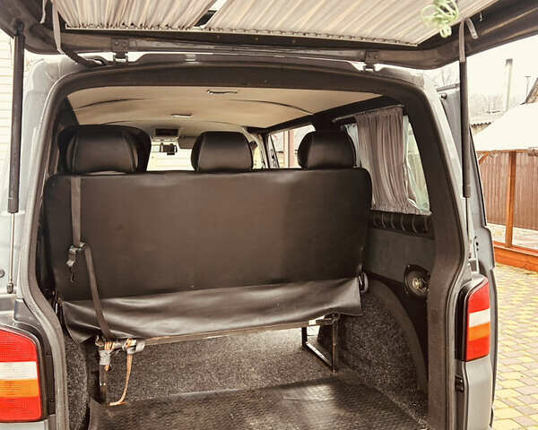 Серый Фольксваген Transporter, объемом двигателя 1.97 л и пробегом 338 тыс. км за 10700 $, фото 15 на Automoto.ua
