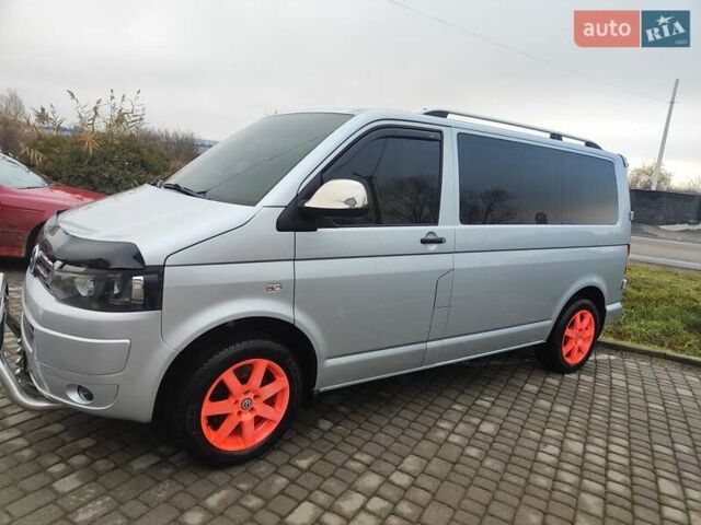 Серый Фольксваген Transporter, объемом двигателя 1.97 л и пробегом 209 тыс. км за 13800 $, фото 3 на Automoto.ua