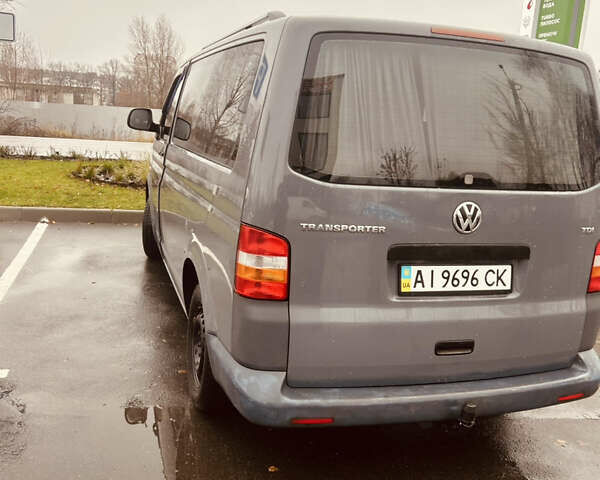 Серый Фольксваген Transporter, объемом двигателя 1.97 л и пробегом 338 тыс. км за 10700 $, фото 7 на Automoto.ua