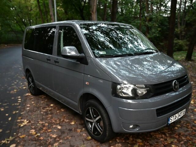 Серый Фольксваген Transporter, объемом двигателя 2 л и пробегом 188 тыс. км за 8900 $, фото 3 на Automoto.ua