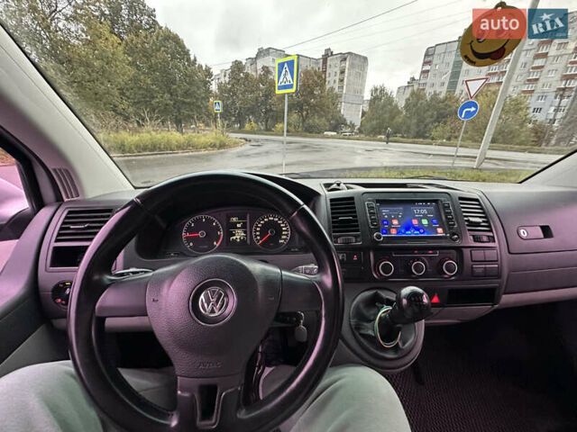 Серый Фольксваген Transporter, объемом двигателя 1.97 л и пробегом 320 тыс. км за 13200 $, фото 9 на Automoto.ua