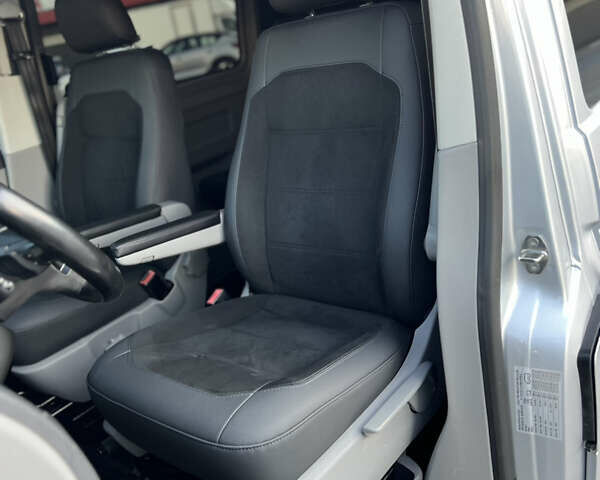 Серый Фольксваген Transporter, объемом двигателя 2 л и пробегом 190 тыс. км за 17500 $, фото 35 на Automoto.ua