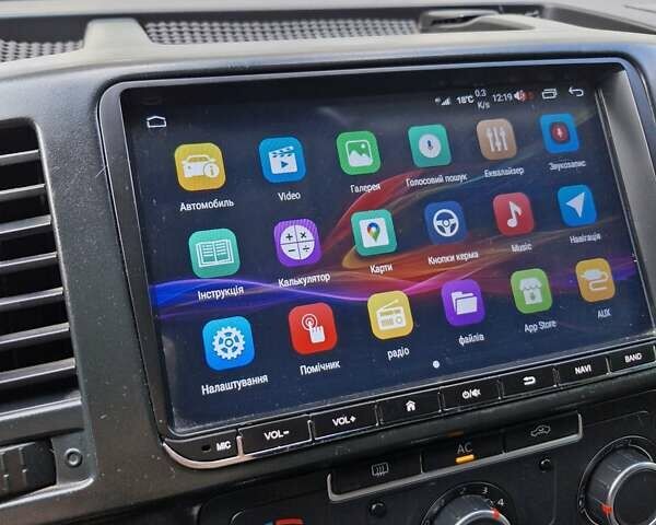 Серый Фольксваген Transporter, объемом двигателя 1.97 л и пробегом 299 тыс. км за 16800 $, фото 40 на Automoto.ua