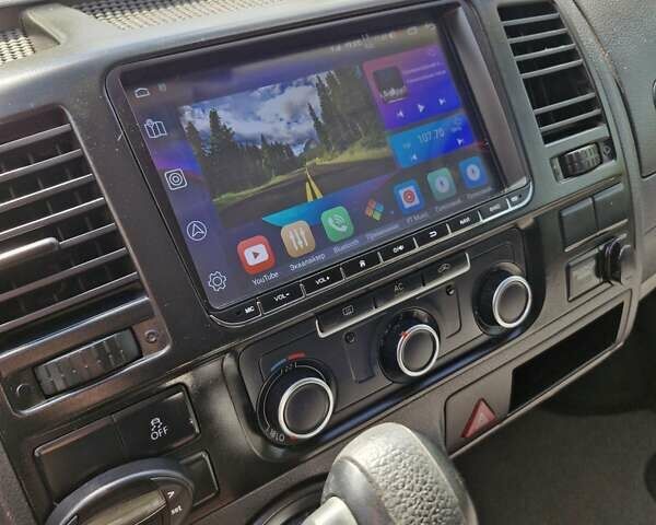 Серый Фольксваген Transporter, объемом двигателя 1.97 л и пробегом 299 тыс. км за 16800 $, фото 35 на Automoto.ua
