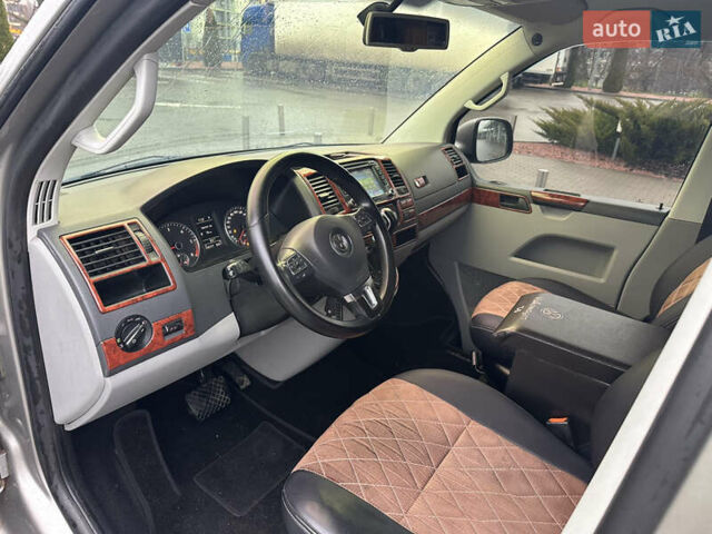 Серый Фольксваген Transporter, объемом двигателя 1.97 л и пробегом 230 тыс. км за 13900 $, фото 16 на Automoto.ua