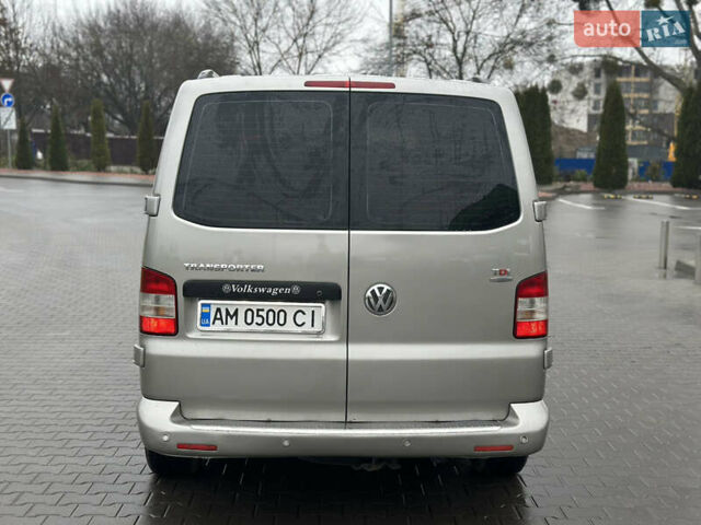 Серый Фольксваген Transporter, объемом двигателя 1.97 л и пробегом 230 тыс. км за 13900 $, фото 5 на Automoto.ua