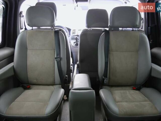Сірий Фольксваген Transporter, об'ємом двигуна 2 л та пробігом 192 тис. км за 15900 $, фото 9 на Automoto.ua