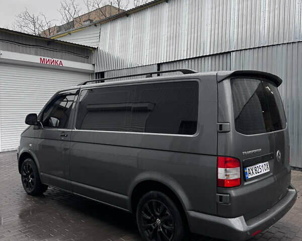 Серый Фольксваген Transporter, объемом двигателя 1.9 л и пробегом 365 тыс. км за 14500 $, фото 6 на Automoto.ua