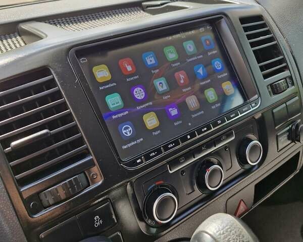 Серый Фольксваген Transporter, объемом двигателя 1.97 л и пробегом 299 тыс. км за 16800 $, фото 34 на Automoto.ua