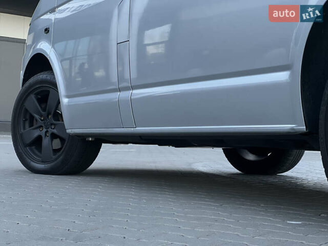 Серый Фольксваген Transporter, объемом двигателя 2 л и пробегом 190 тыс. км за 17500 $, фото 5 на Automoto.ua