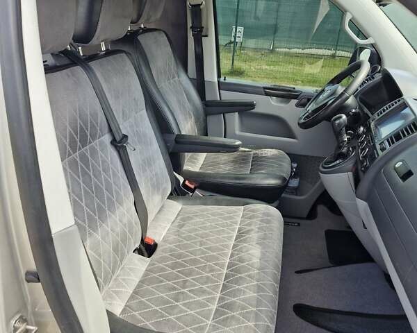 Серый Фольксваген Transporter, объемом двигателя 1.97 л и пробегом 299 тыс. км за 16800 $, фото 65 на Automoto.ua