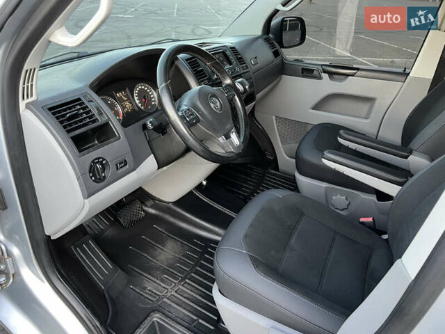 Серый Фольксваген Transporter, объемом двигателя 2 л и пробегом 190 тыс. км за 17500 $, фото 34 на Automoto.ua