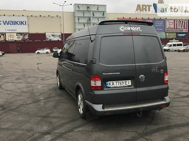 Серый Фольксваген Transporter, объемом двигателя 2 л и пробегом 510 тыс. км за 15600 $, фото 2 на Automoto.ua