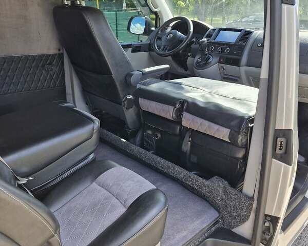 Серый Фольксваген Transporter, объемом двигателя 1.97 л и пробегом 299 тыс. км за 16800 $, фото 67 на Automoto.ua