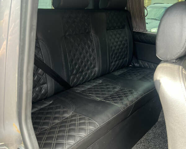 Серый Фольксваген Transporter, объемом двигателя 1.97 л и пробегом 276 тыс. км за 18500 $, фото 19 на Automoto.ua