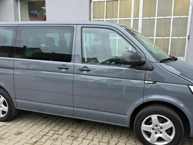 Серый Фольксваген Transporter, объемом двигателя 2 л и пробегом 136 тыс. км за 8500 $, фото 5 на Automoto.ua