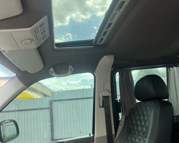 Серый Фольксваген Transporter, объемом двигателя 1.97 л и пробегом 276 тыс. км за 18500 $, фото 16 на Automoto.ua