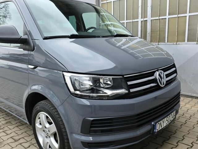 Серый Фольксваген Transporter, объемом двигателя 2 л и пробегом 136 тыс. км за 8500 $, фото 2 на Automoto.ua