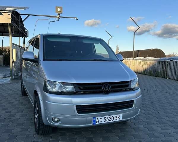 Сірий Фольксваген Transporter, об'ємом двигуна 2 л та пробігом 359 тис. км за 15943 $, фото 1 на Automoto.ua
