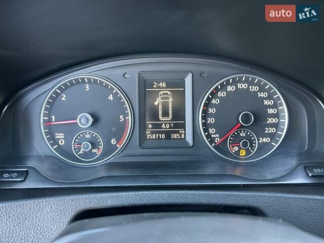 Сірий Фольксваген Transporter, об'ємом двигуна 2 л та пробігом 359 тис. км за 15943 $, фото 15 на Automoto.ua