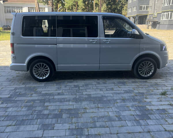 Сірий Фольксваген Transporter, об'ємом двигуна 2 л та пробігом 241 тис. км за 16000 $, фото 7 на Automoto.ua