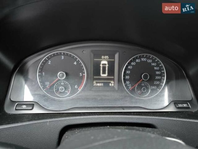 Сірий Фольксваген Transporter, об'ємом двигуна 1.97 л та пробігом 255 тис. км за 17697 $, фото 7 на Automoto.ua